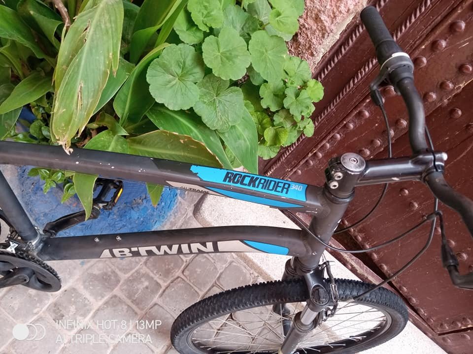 VTT B'TWIN Rockrider 340 – 26 pouces – Très bon état - Vélos