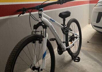 Rockrider st 100 27,5 en tres bon etat frein shimano septembre 14, 2025